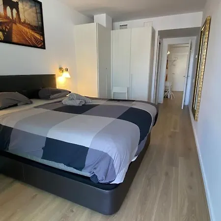 Apartment 2 Bedroom Luxury In *